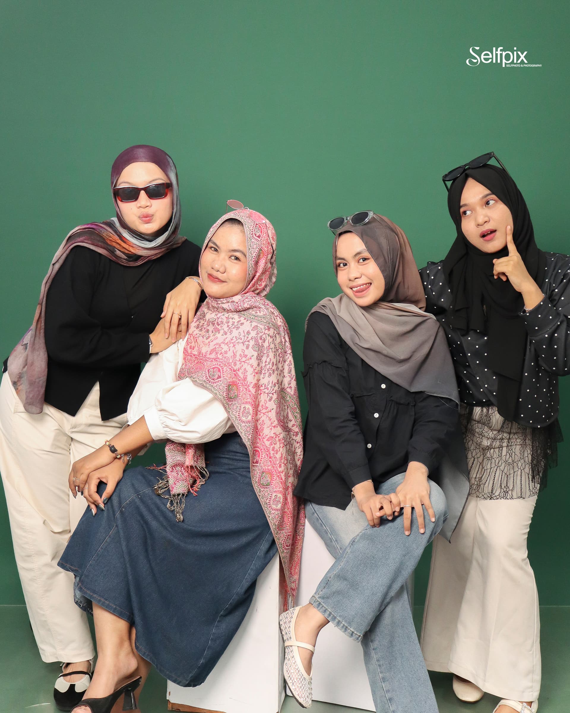 Selfphoto 4 Orang