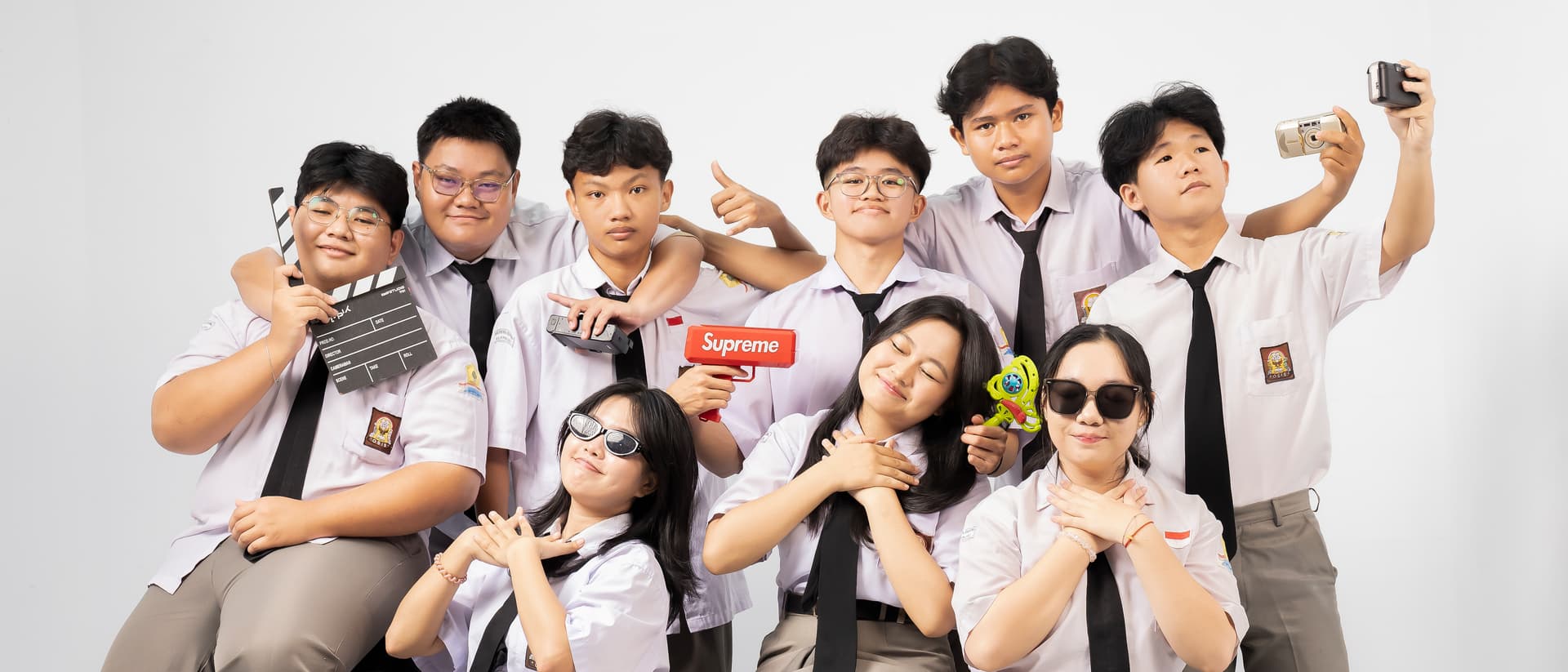 Photogroup 6-9 Orang