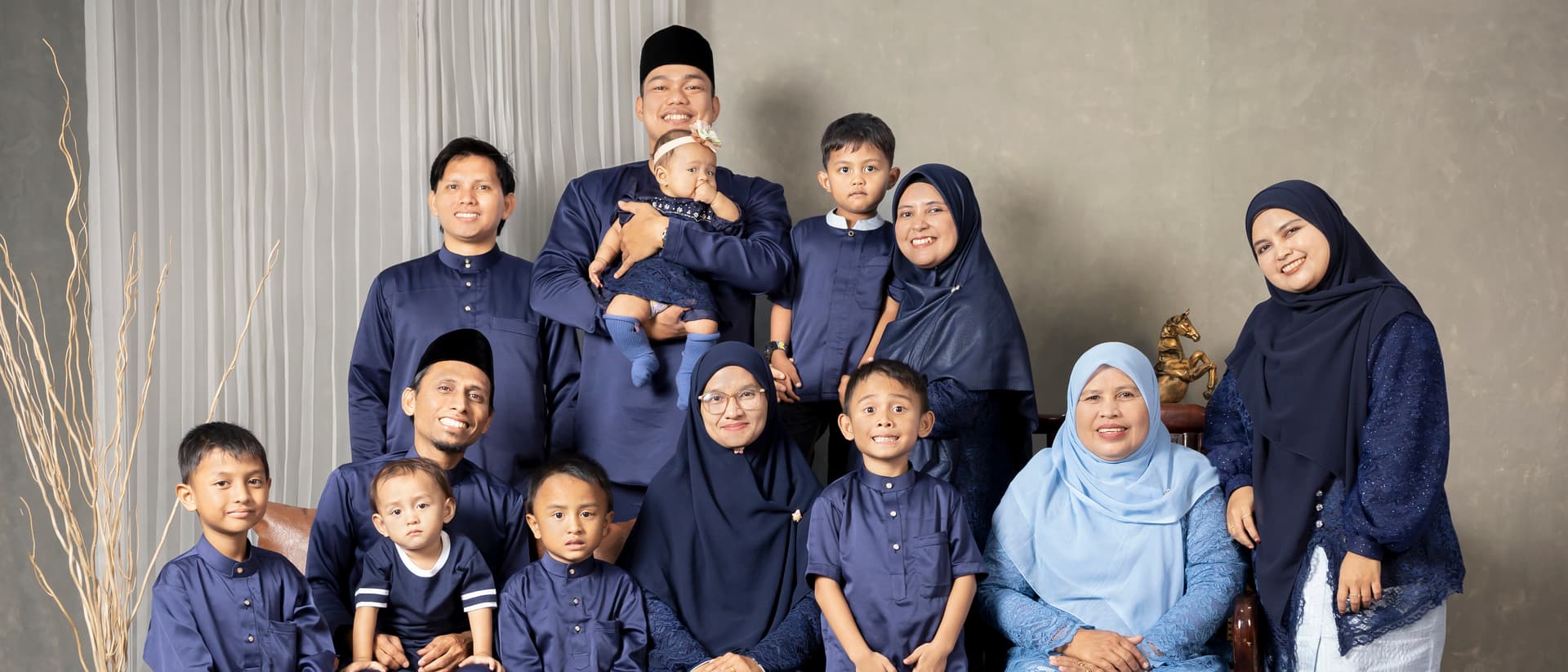 Max 15 Orang, Family